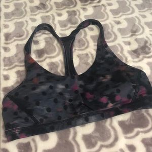 Lulu🍋 Sz 4 Sports Bra w/removable pads